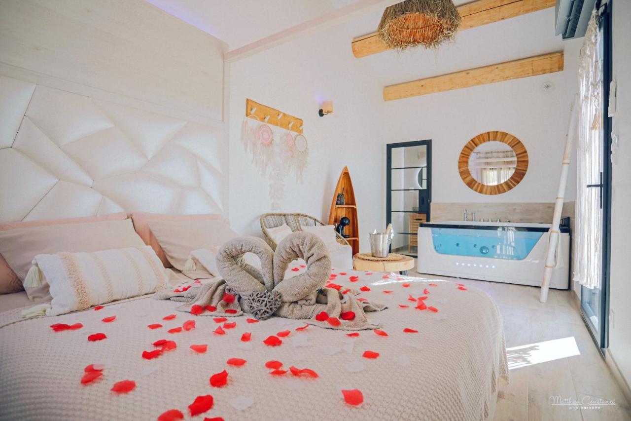 Villa Cocoon - Love Room Cocooning & 50 Nuances Cuges-les-Pins Luaran gambar
